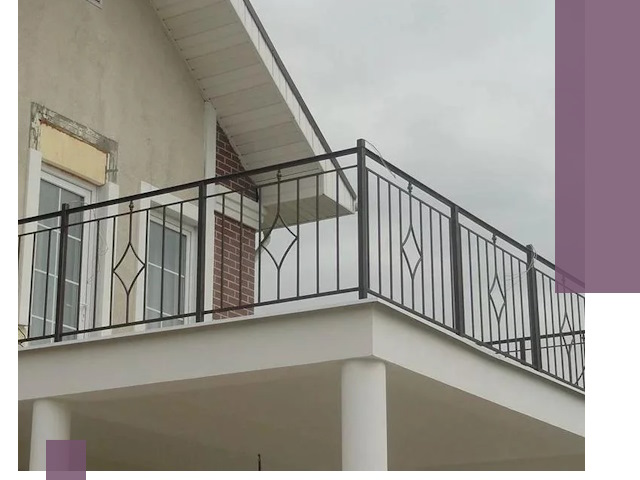 Изготовление балконных ограждений в Орехове-Зуеве из металла и стекла